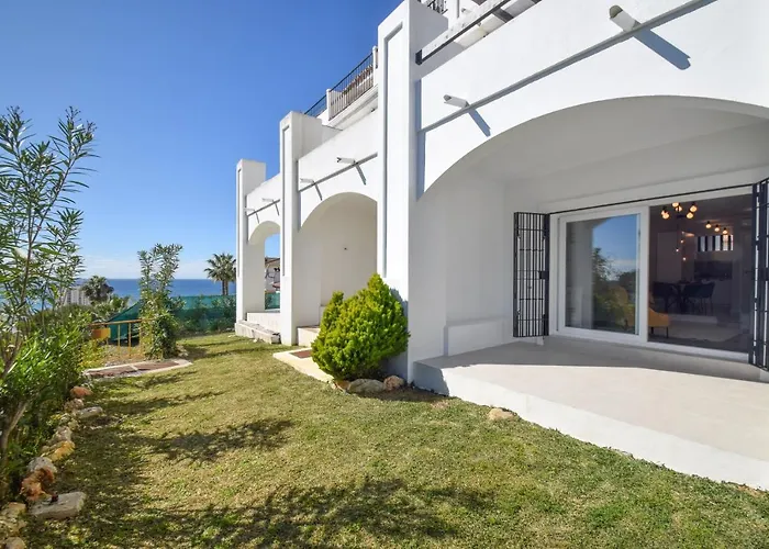 Riviera Eva Apartment